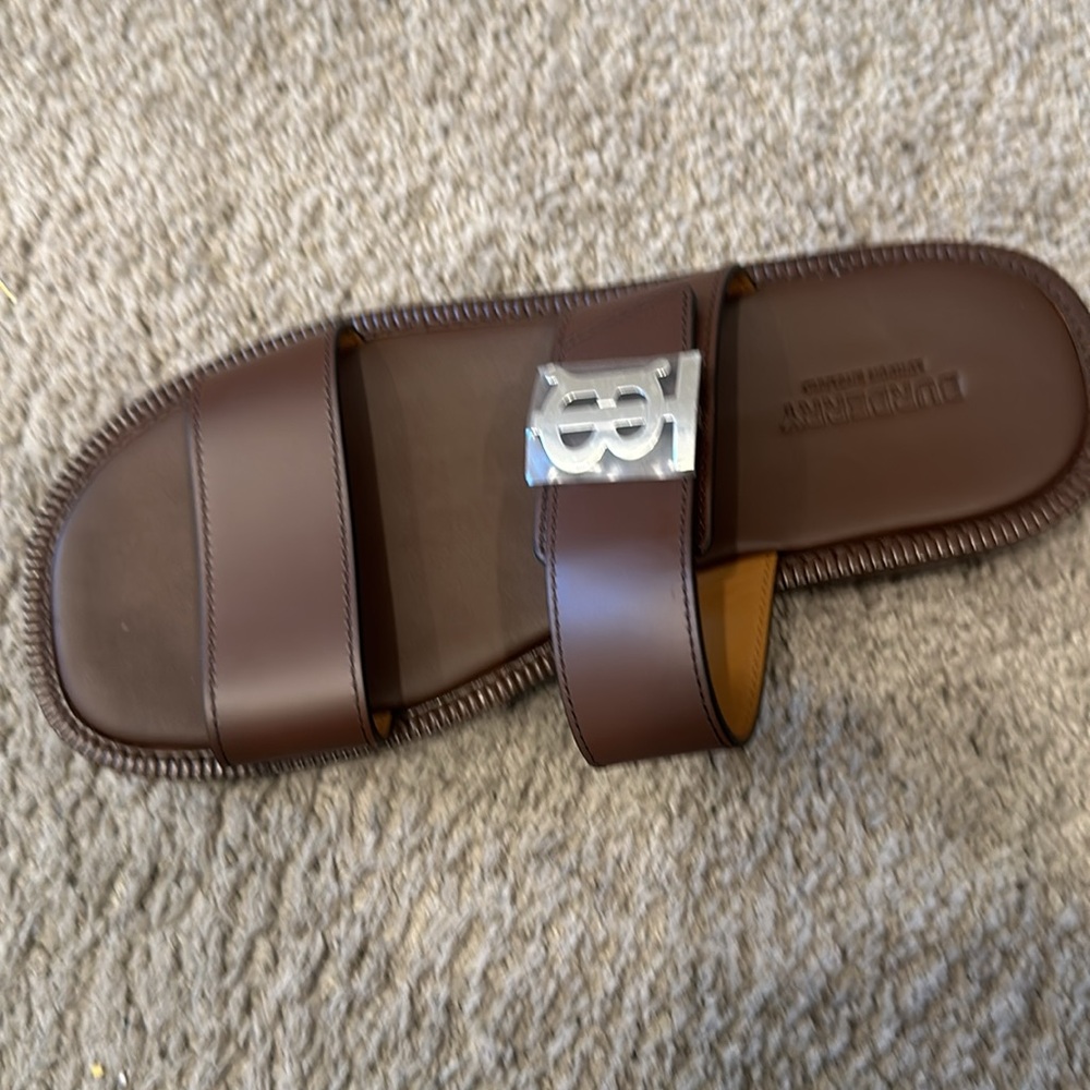 Burberry Sandals - Picture 5 of 5